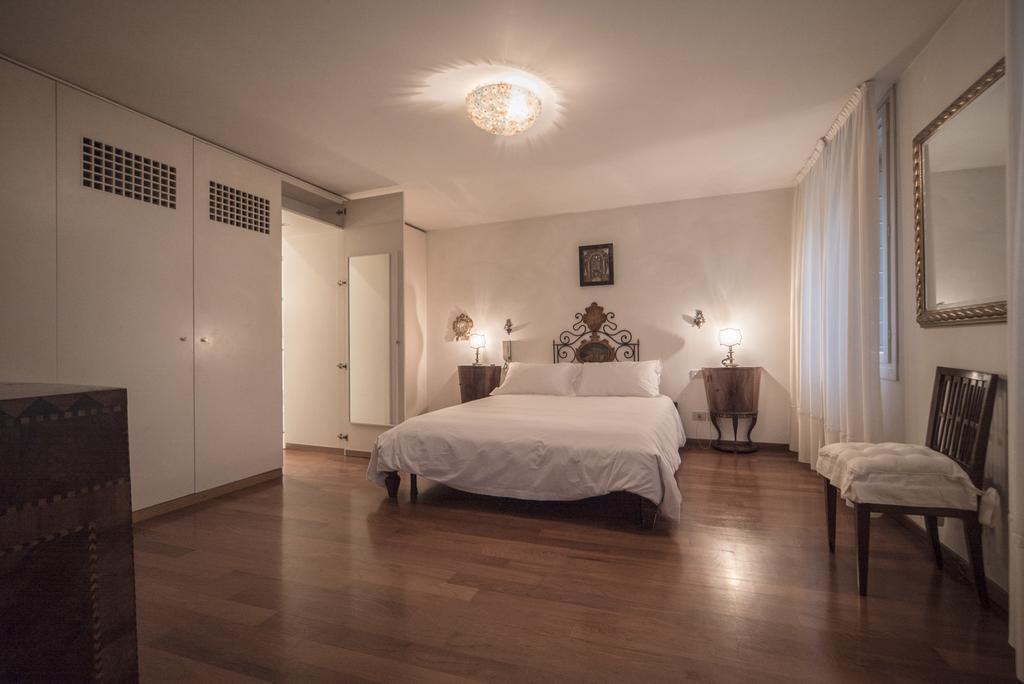 Апартаменты Accademia Terrazza Венеция Экстерьер фото