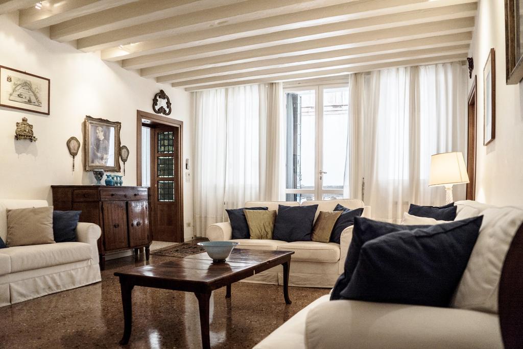 Апартаменты Accademia Terrazza Венеция Экстерьер фото