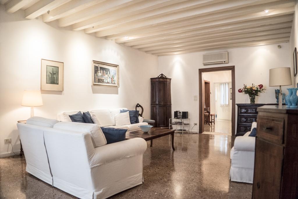 Апартаменты Accademia Terrazza Венеция Экстерьер фото