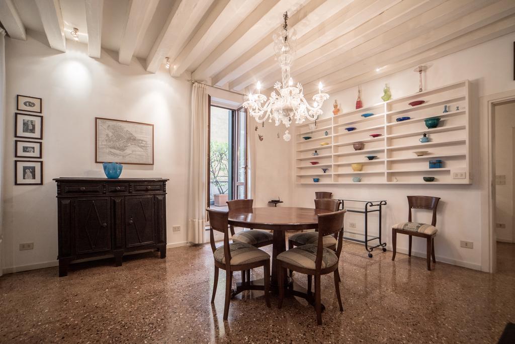 Апартаменты Accademia Terrazza Венеция Экстерьер фото