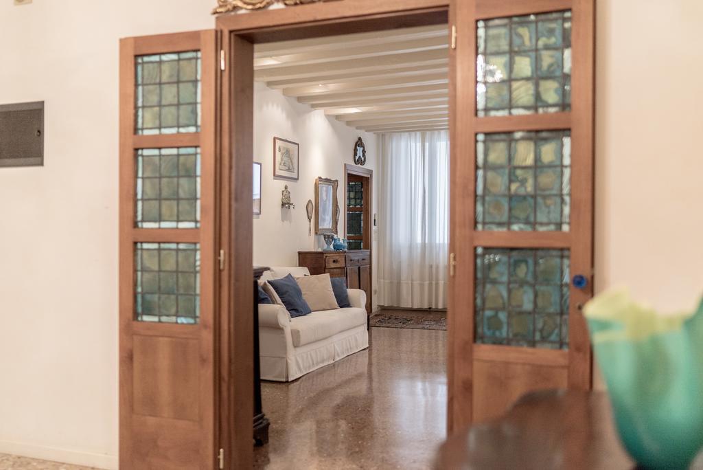 Апартаменты Accademia Terrazza Венеция Экстерьер фото